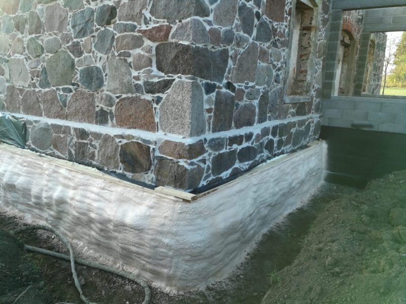 vundamendi ja sokli soojustamine suletud pooridega pur vahuga